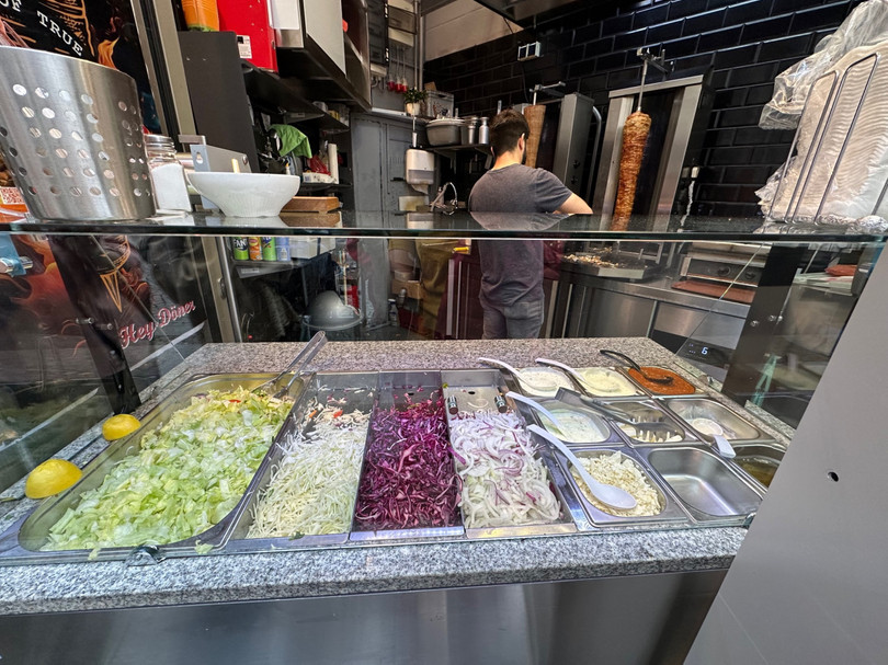 Gezegenden Mektuplar... Sokakta, siyasette, sahnede bir Almanya lezzeti olarak döner - Resim : 3