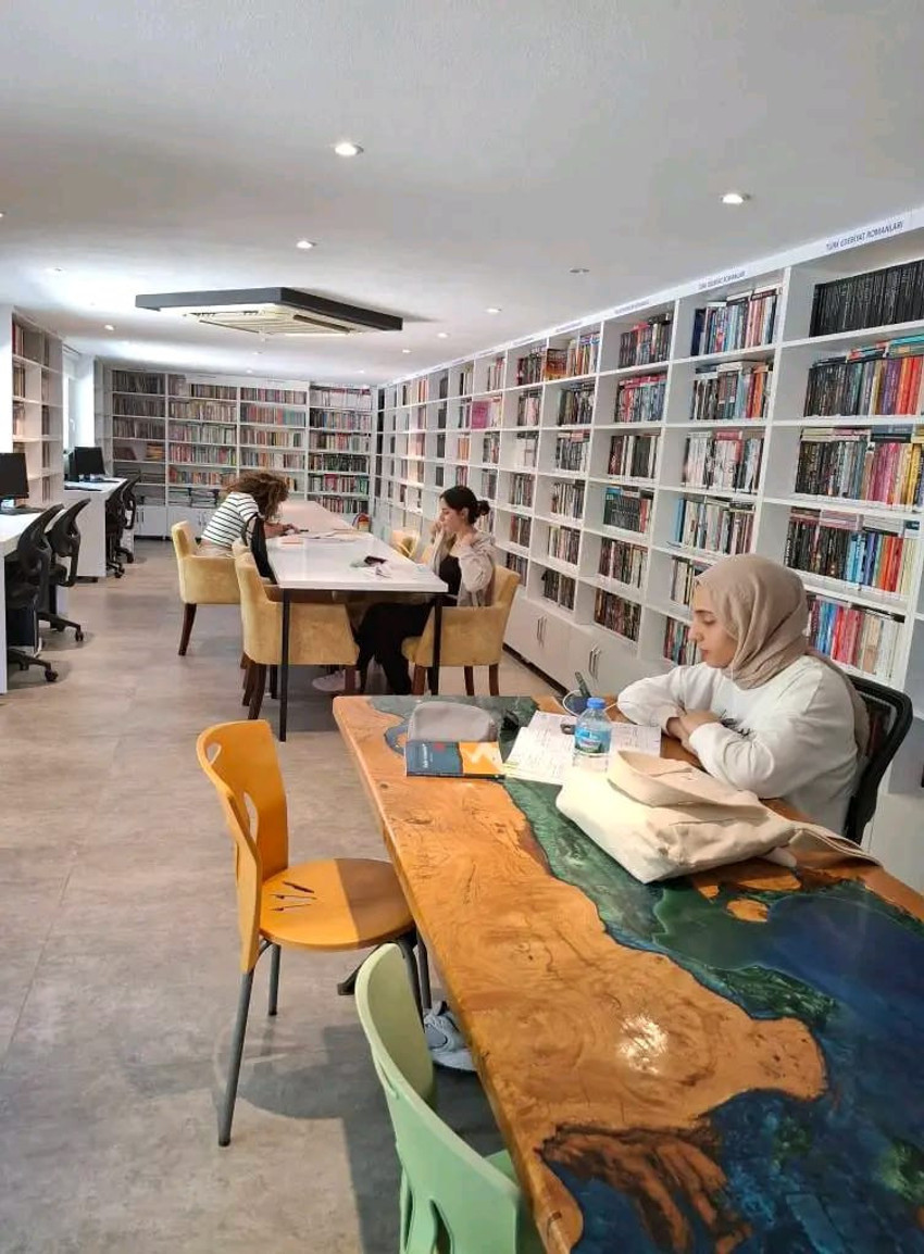 Bodrum Belediyesi'nin tasarrufu kütüphaneyi vurdu - Resim : 1