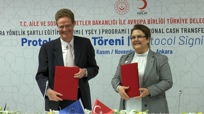 Derya Yanık: Türkiye sığınmacılara kendi öz kaynaklarından yaklaşık 45 milyar dolar harcadı - Resim : 1
