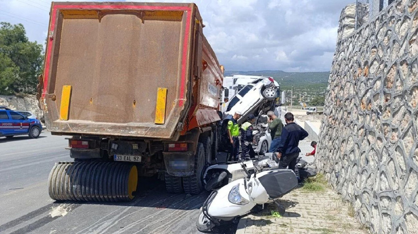 Silifke’de eşi görülmemiş kaza: 13 motosiklet ve 2 otomobili ezdi - Resim : 2