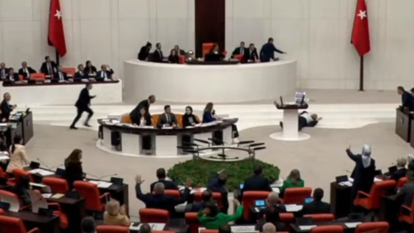 TBMM'de konuşma yapan milletvekili Hasan Bitmez kalp krizi geçirdi - Resim : 1