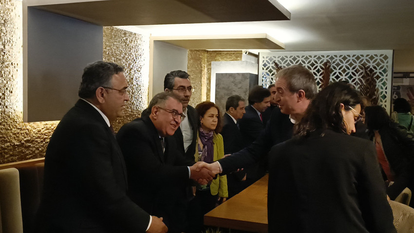 Van'da DEM Parti, CHP, TİP ve EMEP heyetinden yürüyüş - Resim : 1