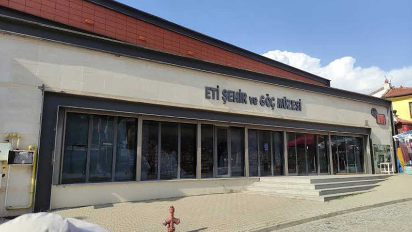 Eskişehir’deki 'ETİ Şehir ve Göç Müzesi' TÜGVA Kıraathanesi oldu - Resim : 1