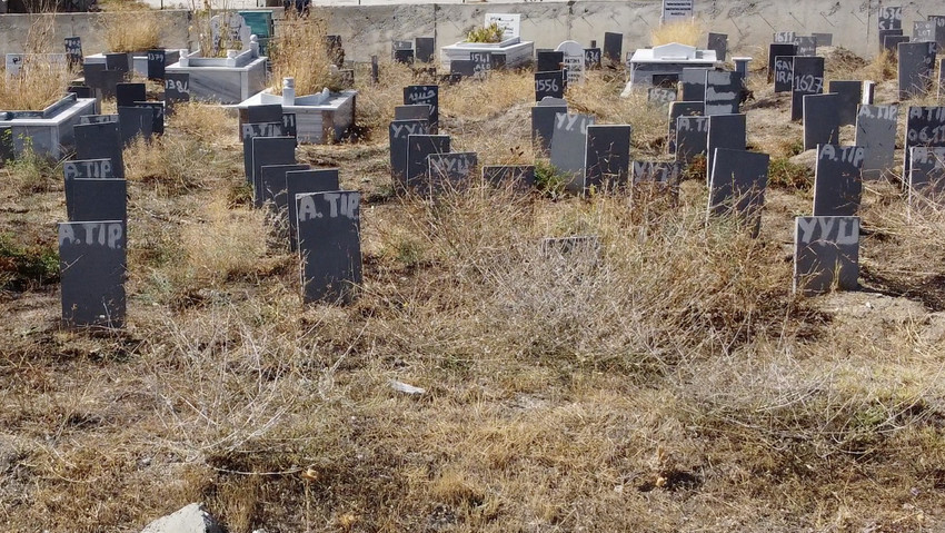 Türkiye’nin en büyük mülteci mezarlığı: Defin sayısı artıyor - Resim : 5