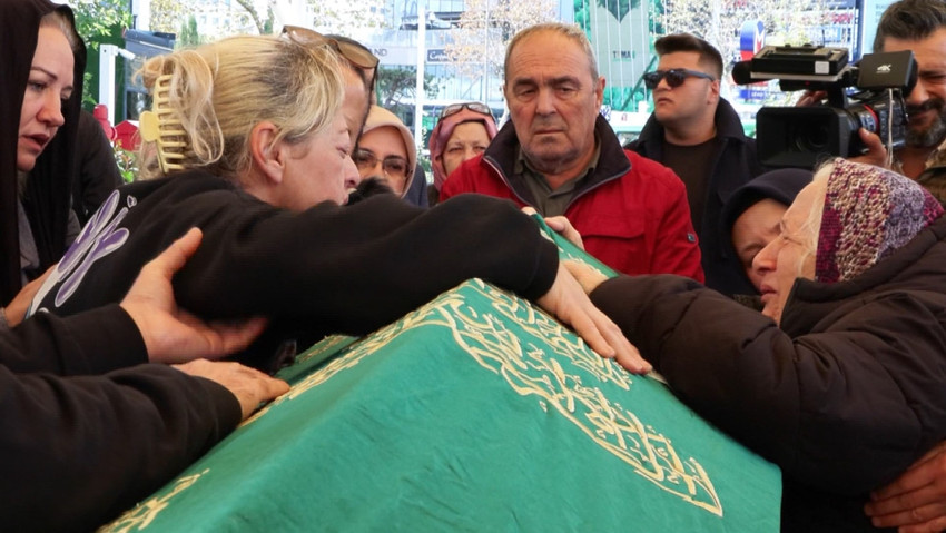 Oyuncu Vural Çelik son yolculuğuna uğurlandı - Resim : 6