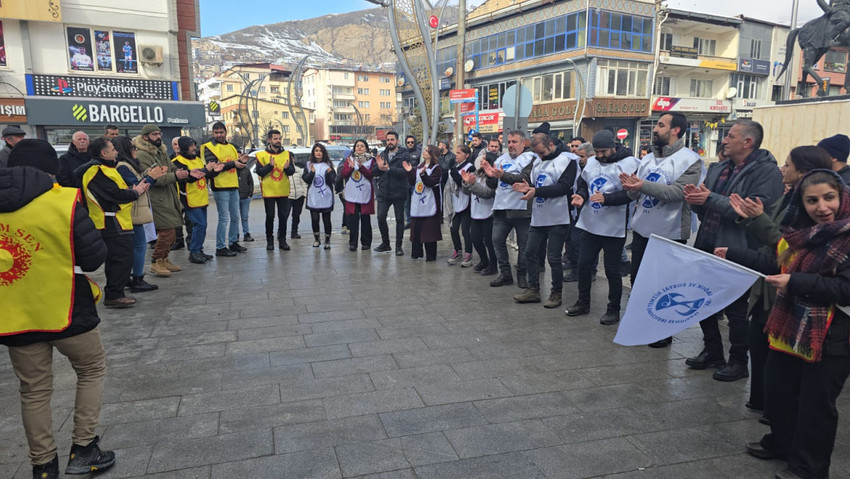 KESK, Türkiye genelinde yüzde 11.54'lük zamma karşı sokağa çıktı - Resim : 2
