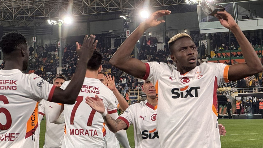 Victor Osimhen'i olan kazandı: 'Durdurulamayan güç' - Resim : 3