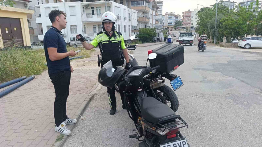Llueven sanciones en el espectáculo de motos - Imagen: 1