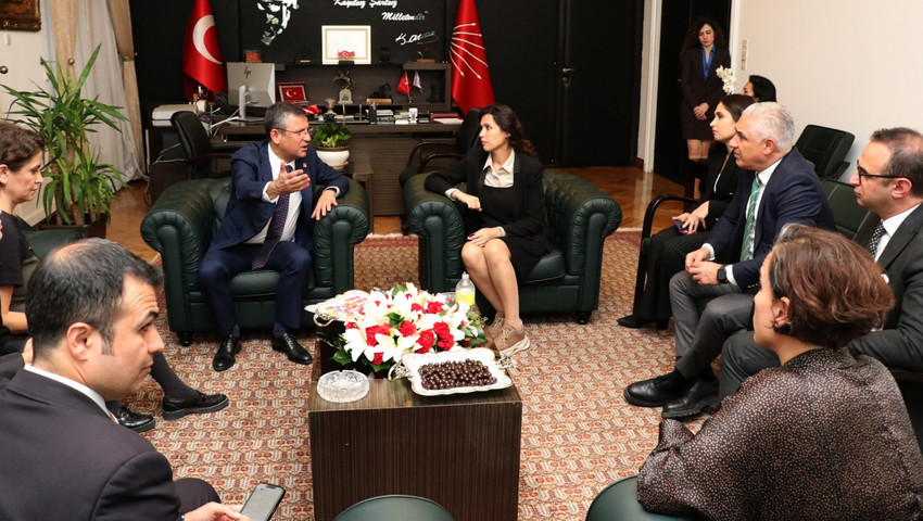 Özgür Özel: 11 Büyükşehir belediyesinden sadece üçünde geriye gidiş var - Resim : 2