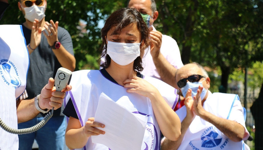 ‘Sağlık çalışanları çaresizlikten çocuklarını hastaneye götürüyor’ - Resim : 3