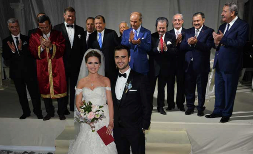 75 yaşındaki Hatice teyze hangi kodamanları kızdırdı? - Resim : 2