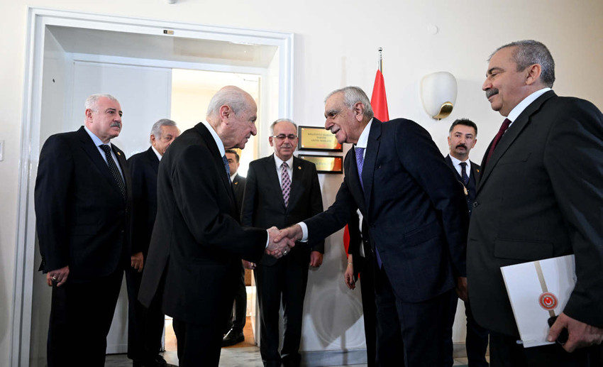 DEM Parti-Bahçeli görüşmesi sona erdi: 40 dakika sürdü - Resim : 1
