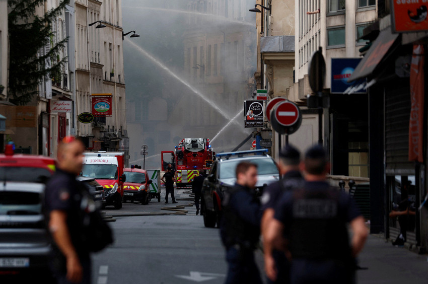 Paris'te patlama: Yaralı sayısı 29'a yükseldi - Resim : 1