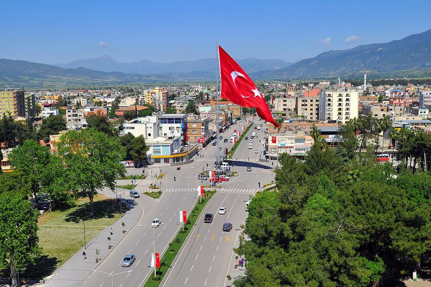 Osmaniye merkez, kafasına göre herkes - Resim : 1