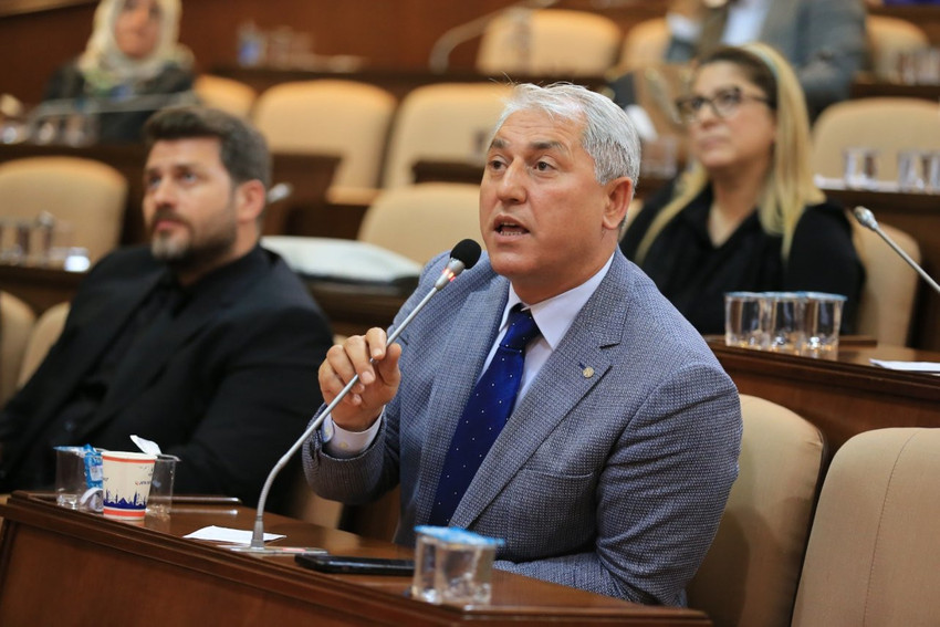 İBB Meclisi’nde Gezi Parkı eylemleri gerginliği - Resim : 2