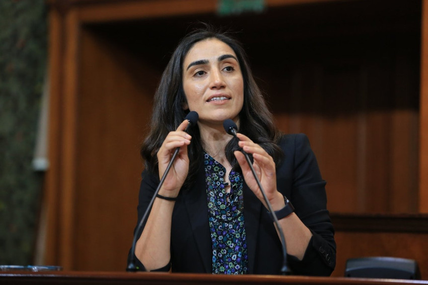 İBB Meclisi’nde Gezi Parkı eylemleri gerginliği - Resim : 1