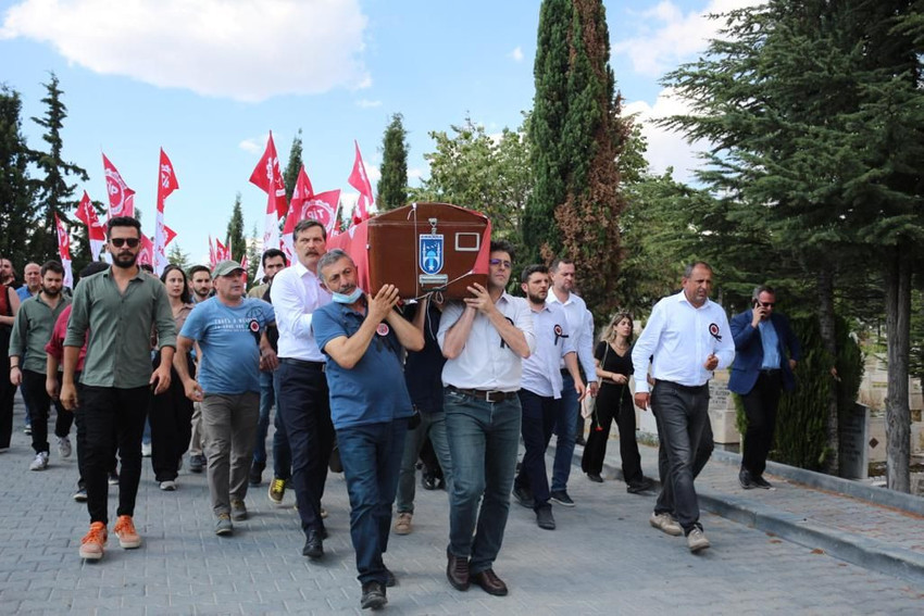 Çulhaoğlu son yolculuğuna uğurlandı: Emsalsiz kelimesinin karşılığıydı - Resim : 1