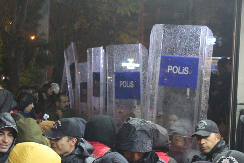 Diyarbakır’da 25 Kasım yürüyüşüne valilik yasağı - Resim : 1