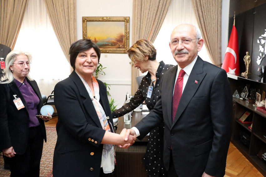 Kemal Kılıçdaroğlu kürsüye veda etti ama genel başkanlığa devam edecek - Resim : 1