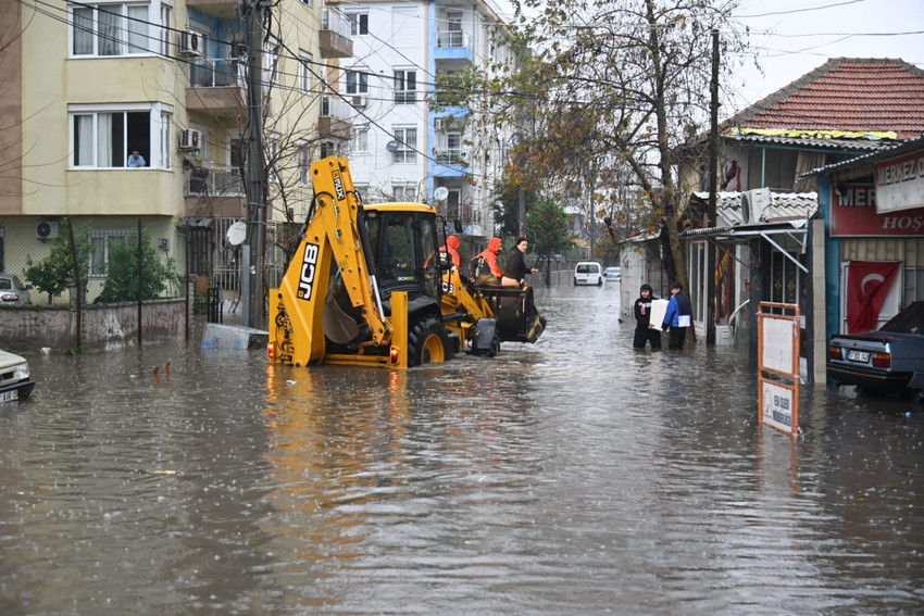 Antalya’da turuncu alarm: Afet Koordinasyon Merkezi oluşturuldu - Resim : 1
