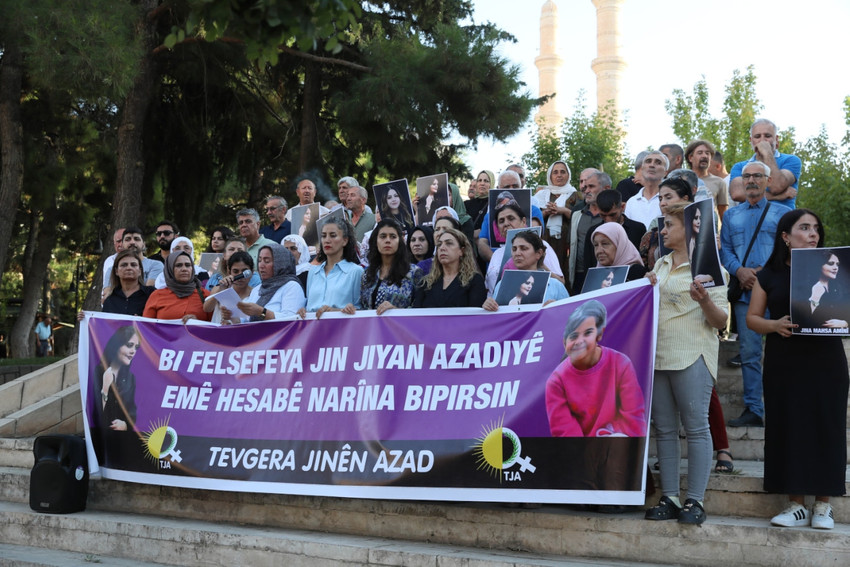 Diyarbakır'da kadınlar Jina Amini için yürüdü, Narin'i sordu - Resim : 11