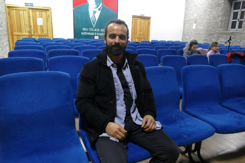 Hüseyin Kazaz, Valiliğe devredildi: Trabzon'da tiyatrolar sahnesiz kaldı - Resim : 5