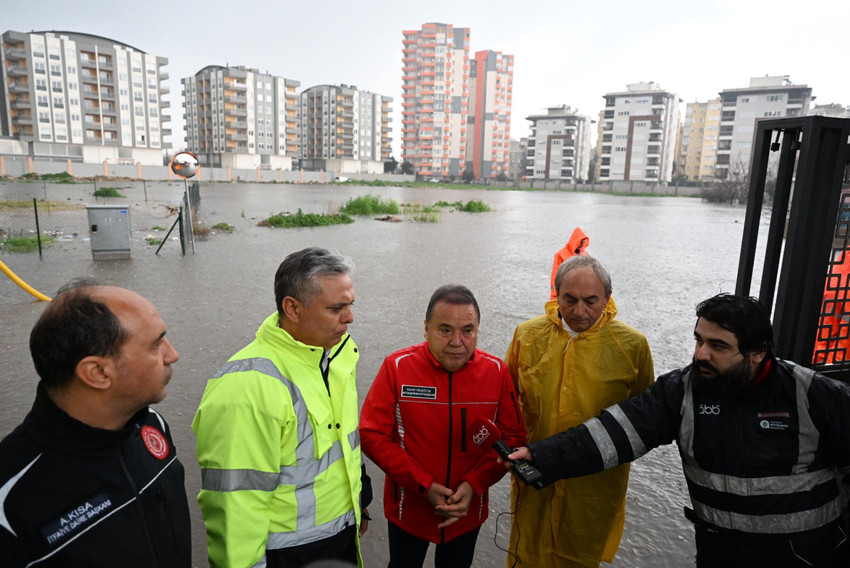 Antalya’da turuncu alarm: Afet Koordinasyon Merkezi oluşturuldu - Resim : 3