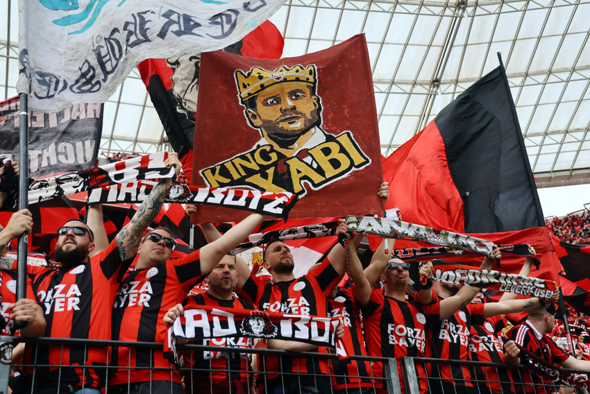 Bayer Leverkusen'den tarihi şampiyonluk - Resim : 2