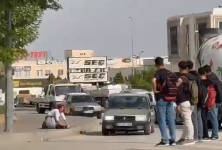 Un combat de femmes à Gaziantep filmé par une caméra : les personnes présentes ont simplement regardé - Photo : 1