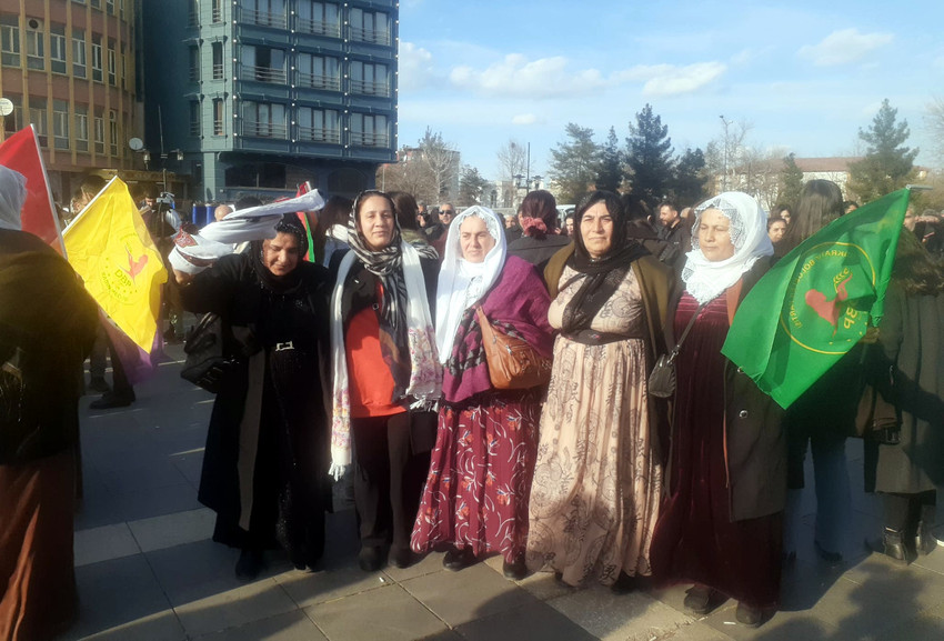 Kuşkular bitsin, barış gelsin - Resim : 2