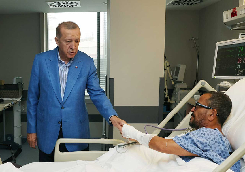 Kazadan sonra ilk kare: Cumhurbaşkanı Erdoğan Sabancı çiftini ziyaret etti - Resim : 2