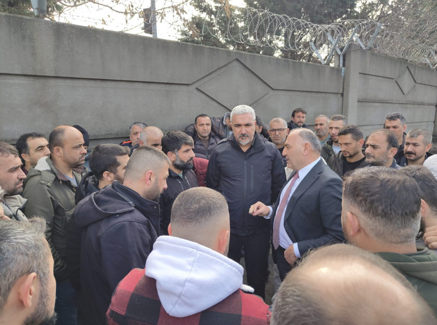 Betek Filli Boya'da işçi kıyımı: 450 işçi fabrikaya kapandı, üretim durdu - Resim : 1