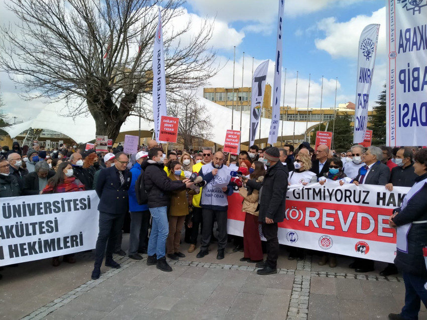 Hekimler Tıp Bayramı’nda seslendi: Buradaydık, burada kalacağız - Resim : 1