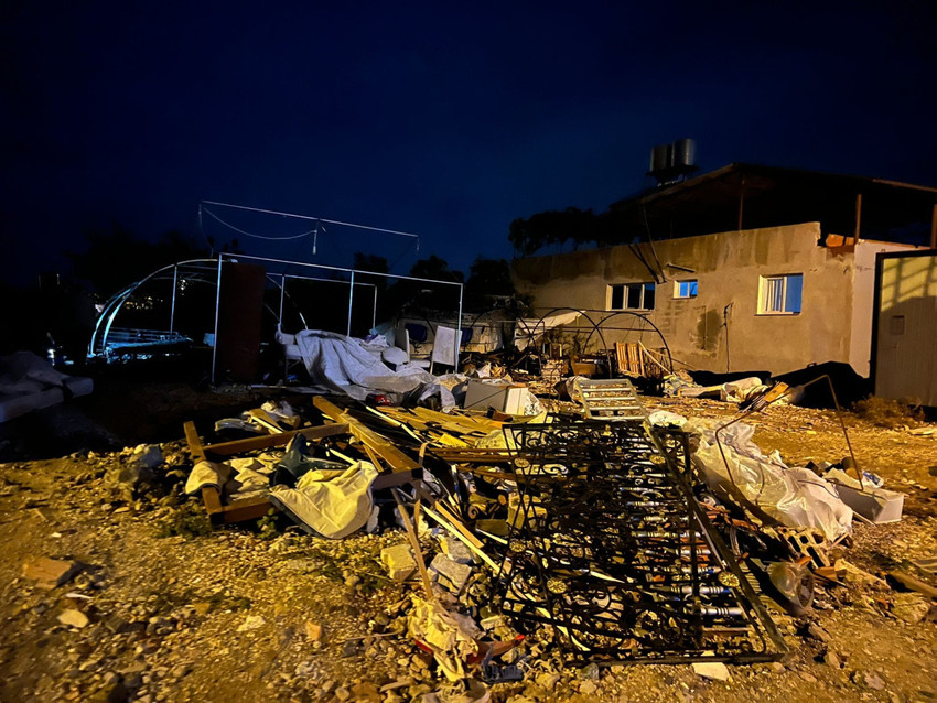 Hatay’da depremzedelerin çadırları yangında kül oldu - Resim : 1