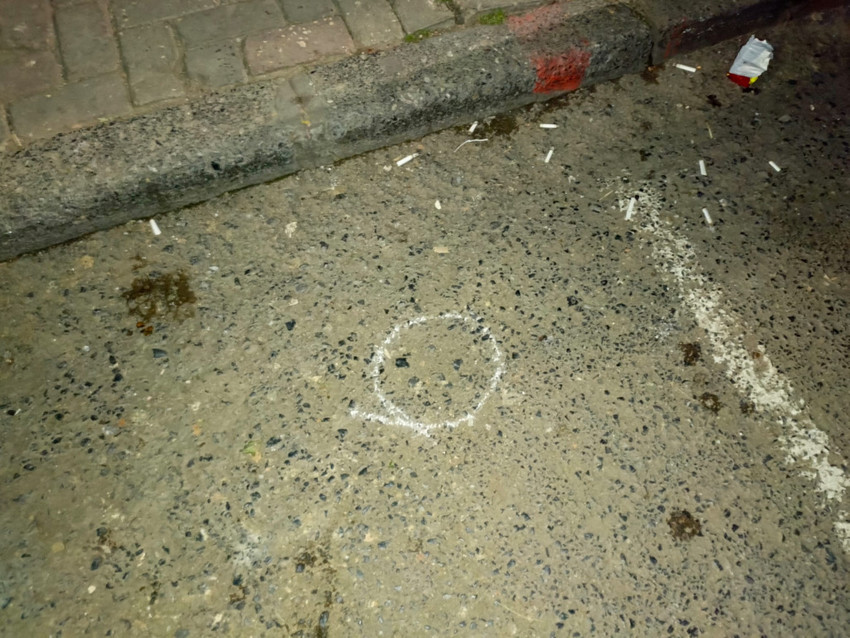 Kadın muhtar adayının seçim ofisine ikinci kez silahlı saldırı - Resim : 1