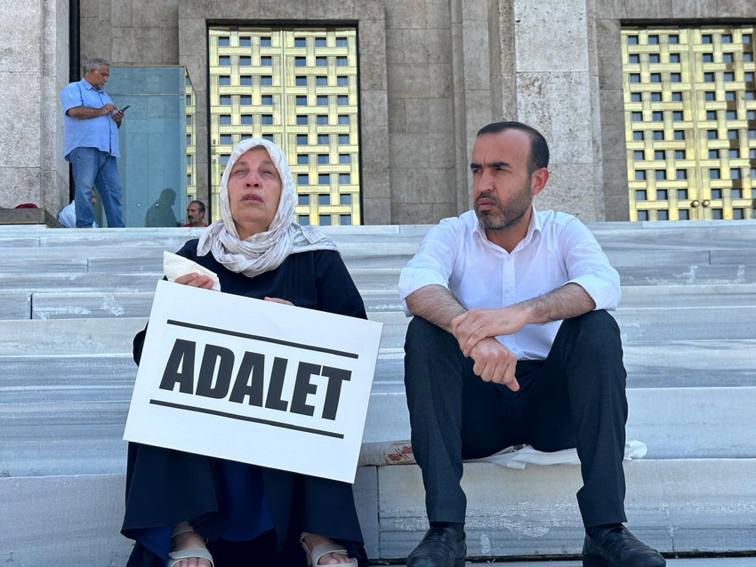 Şenyaşar: Emine Erdoğan da anne, hiç mi sesimi duymuyor? - Resim : 1