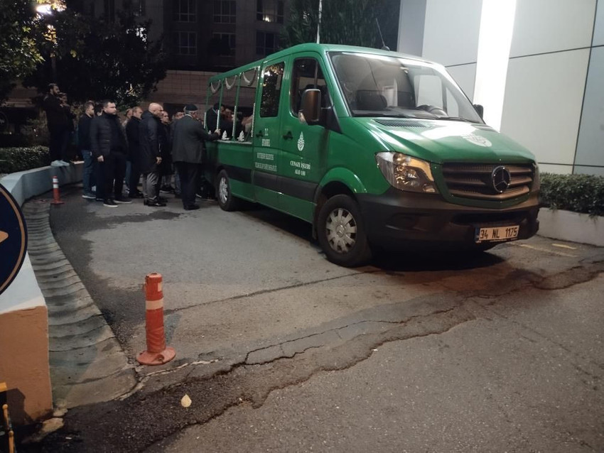 Bedri Usta'yı yıkan ölüm: Kardeşi rezidansın 20. katından düştü - Resim : 1
