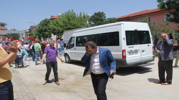 Polis CHP'lileri hastanelik etti