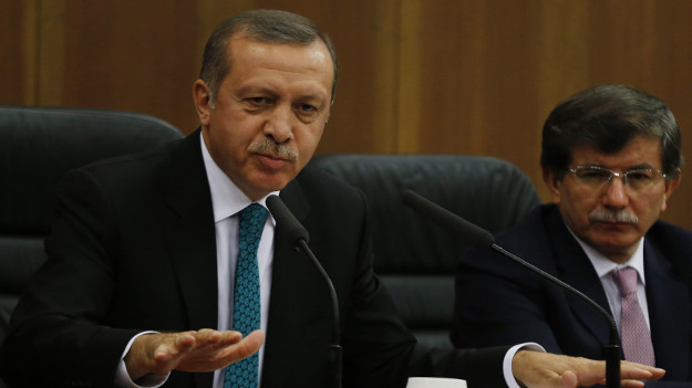 Erdoğan-Davutoğlu gerginliği örtülü ödeneğe yaradı