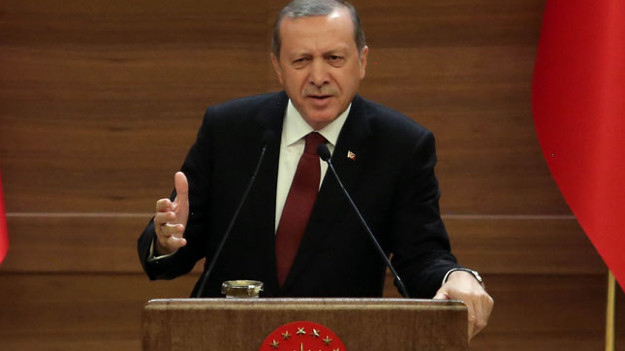 FT: Erdoğan’ın dış politika manevrası başkanlık için olabilir