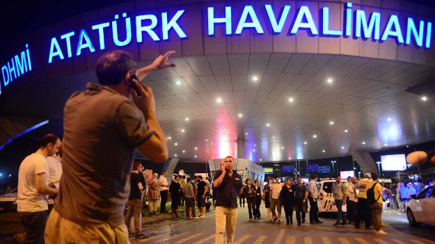 Atatürk Havalimanı saldırısı: Tam olarak nasıl oldu?
