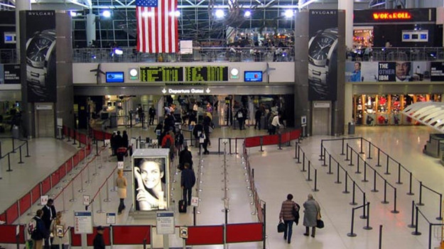 JFK Havalimanı’nda bomba alarmı