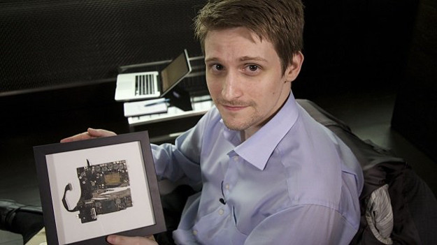 Snowden ‘dinlenemeyen iPhone' geliştirdi