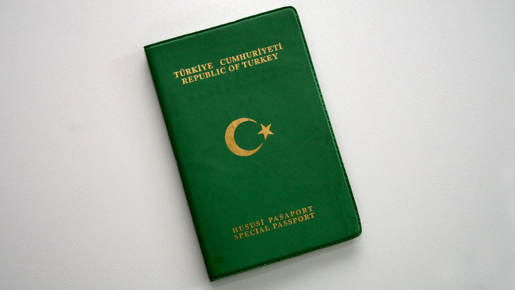 Yeşil pasaportlarda onay yazısı zorunluluğu kalktı