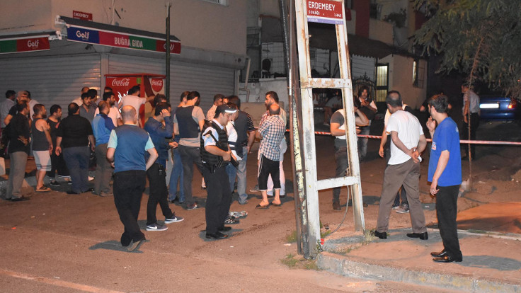 İstanbul'da mahalleye pompalı tüfekle saldırı