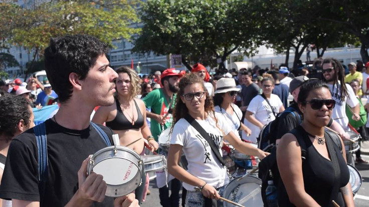 Brezilya'da 'darbe' protestoları