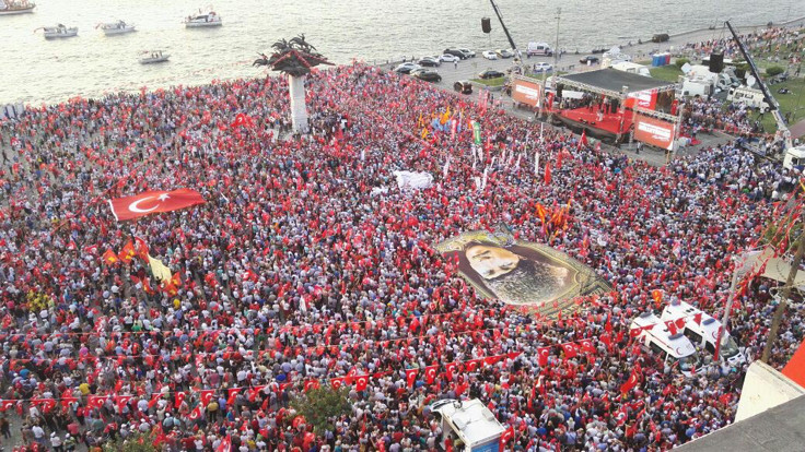 'FETÖ devlete sızmadı, yerleştirildi'