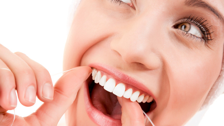Diş ipi kullanmanın yararına dair güçlü kanıt bulunamadı