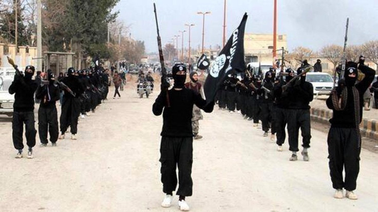 IŞİD ağızlarını dikenli telle dikti