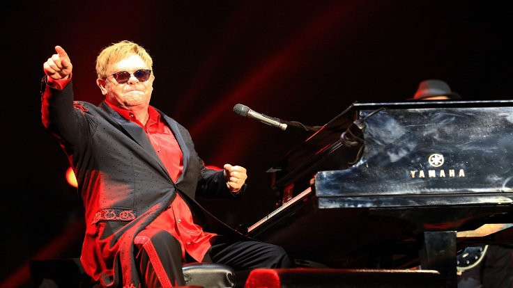 Elton John'dan Sting'e Türkiye mesajı